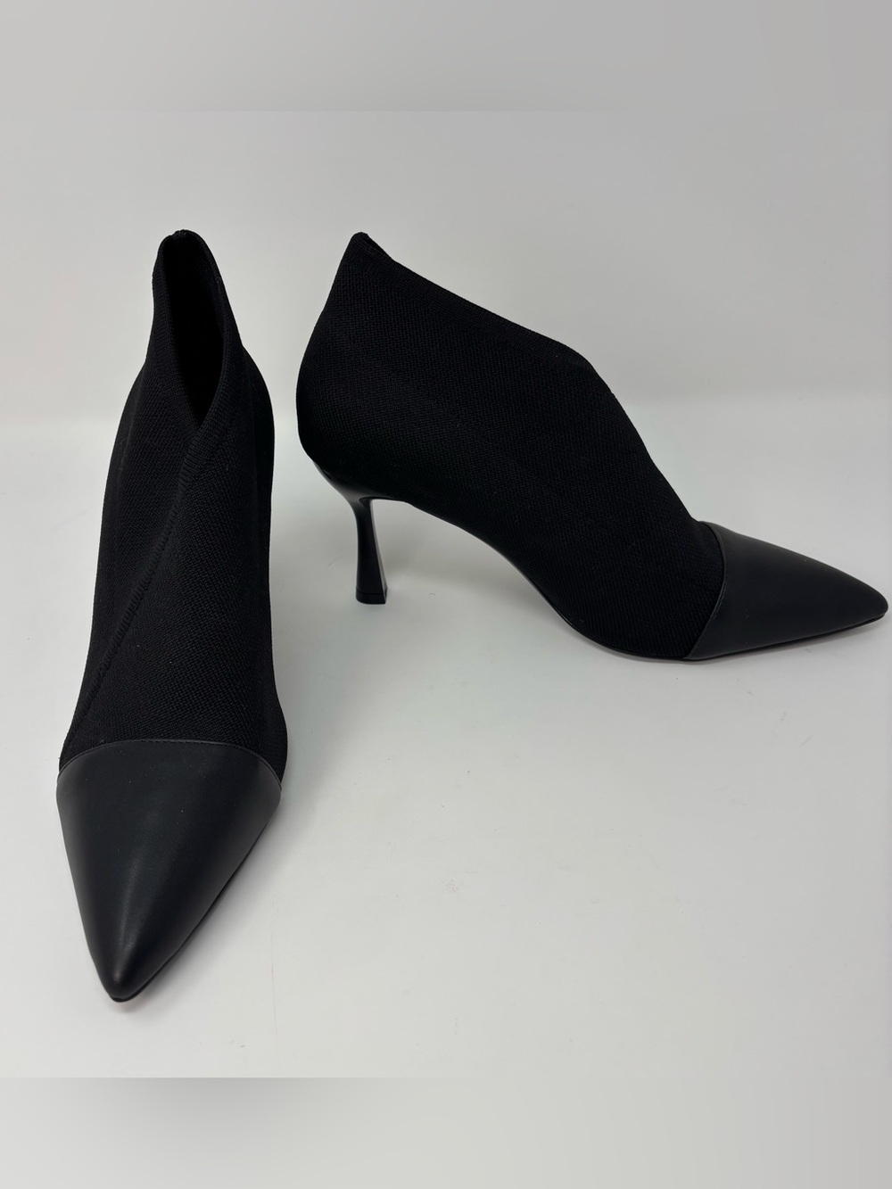 Cosy Island Black Knit Pointed Toe Pumps Kitten Heel Size 9 Very Good Condition